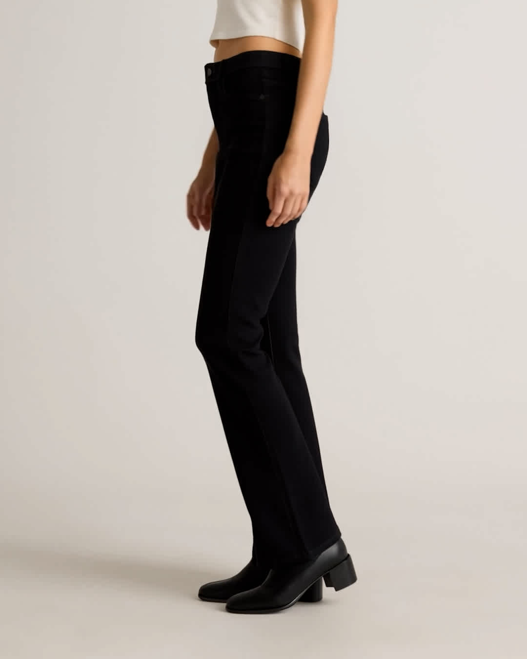 Luna_Stretch_Flare_Jeans.jpg