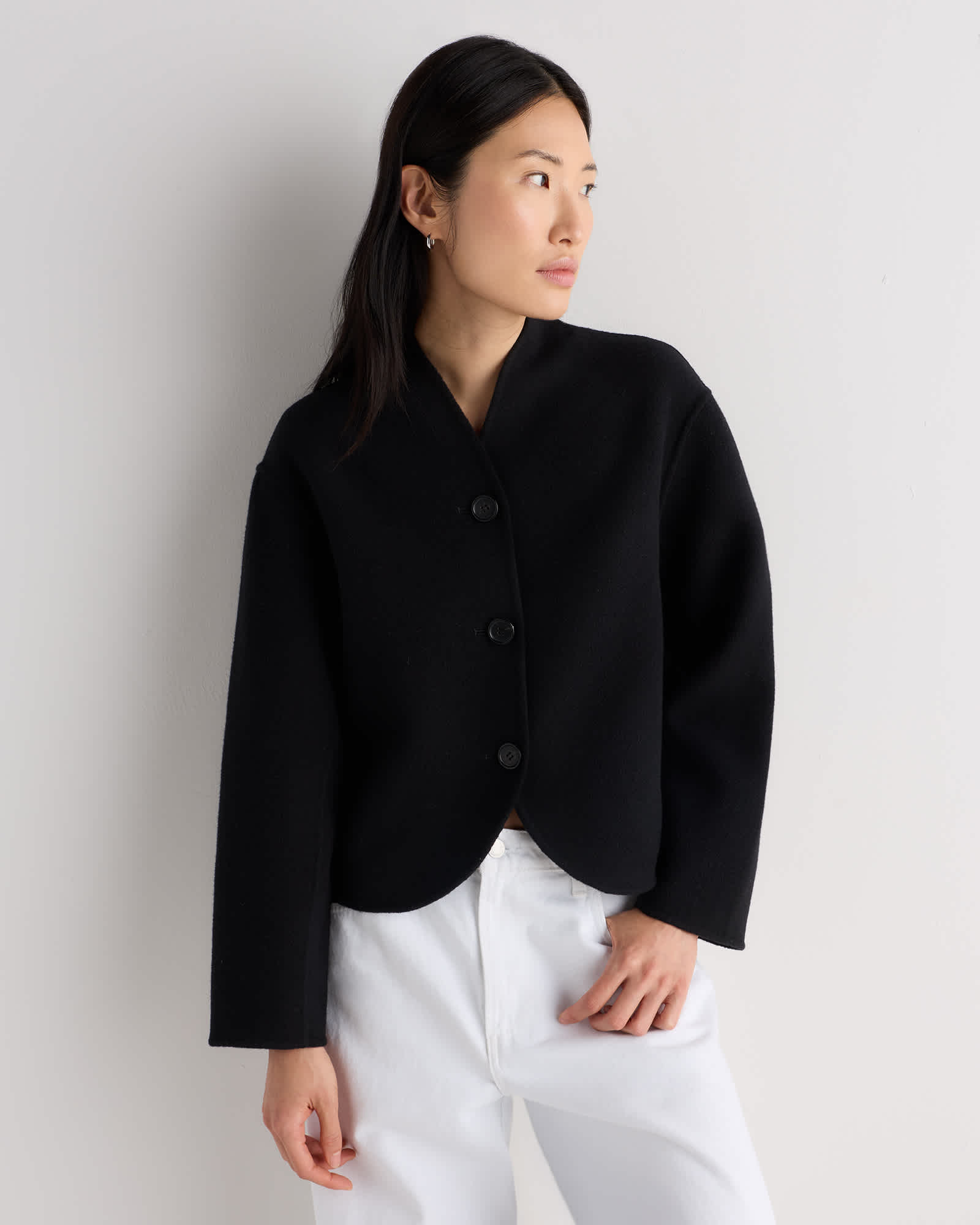 W-JKT-217-BLA-01_EDITED.jpg