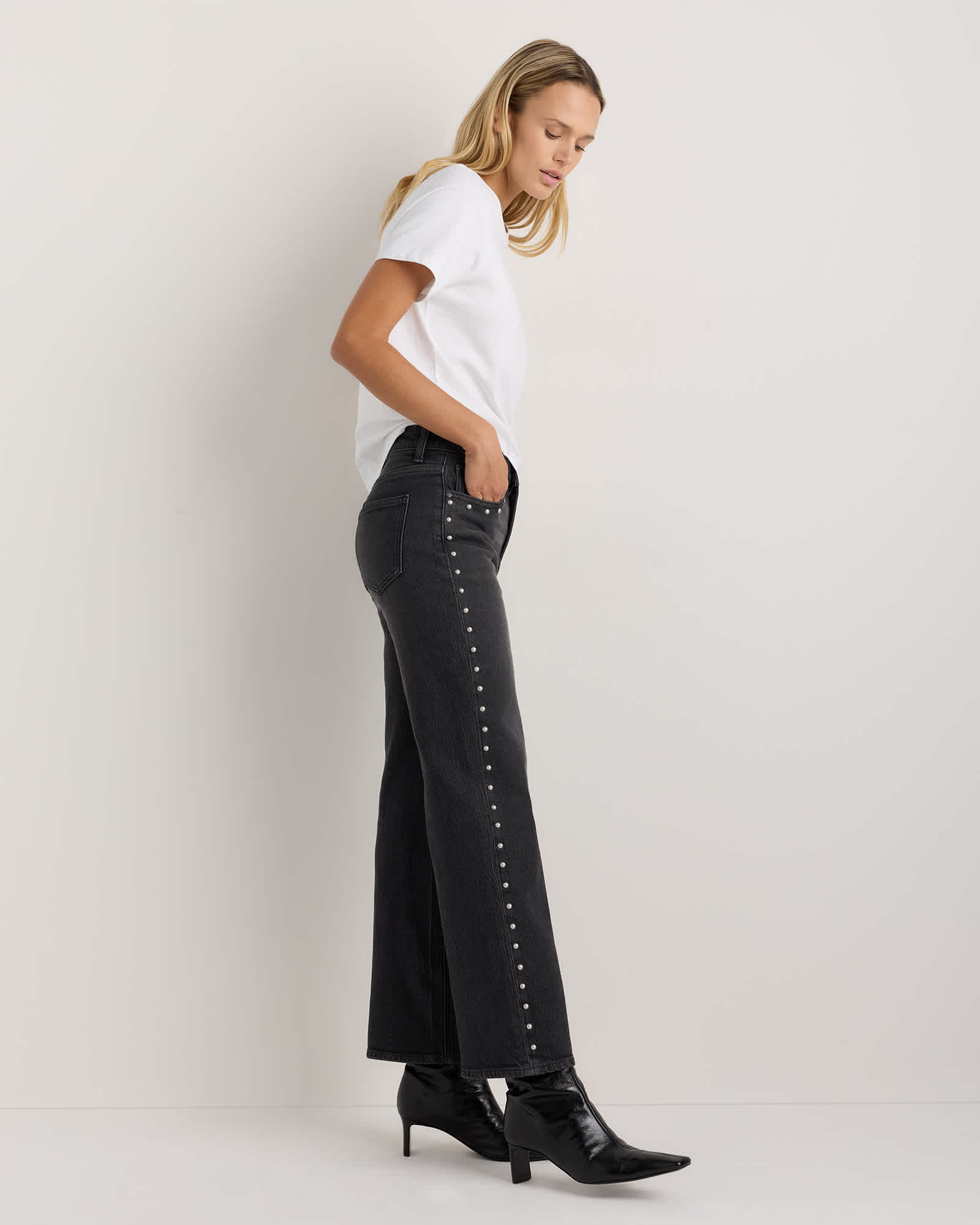 W-PNT-202-CHABLA-SZ26-03_EDITED.jpg